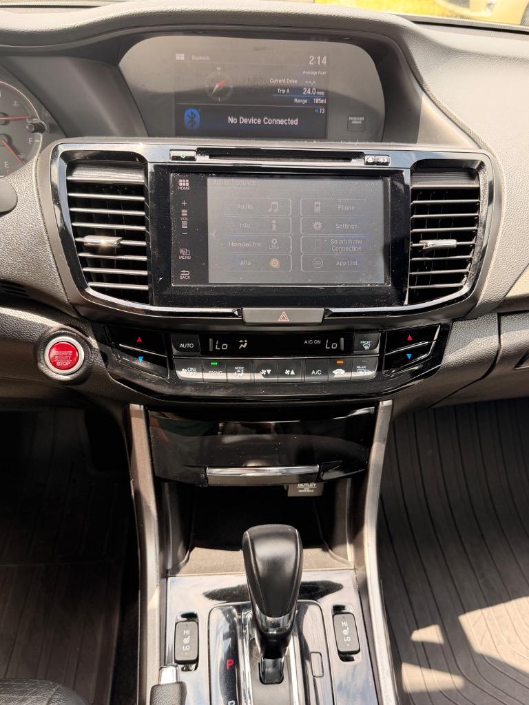 2017 Honda Accord EX-L - Photo 10